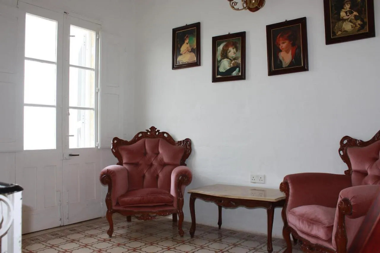 Vertical Climbing Malta Qrendi Homestay