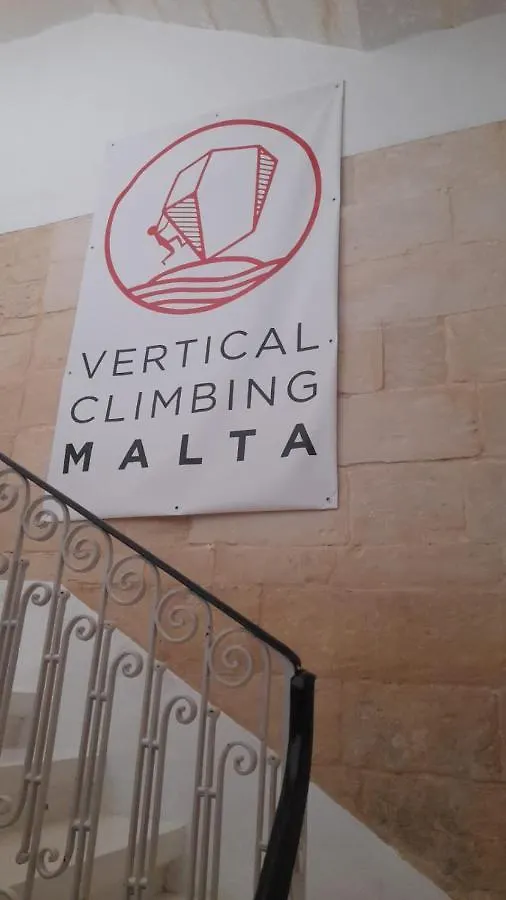 Vertical Climbing Malta Qrendi
